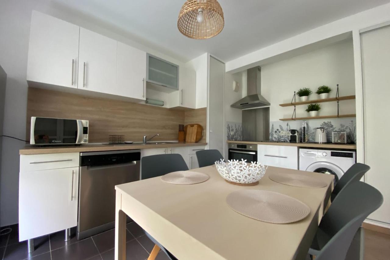 Spacious And Bright Nest In เอรูวิลล์-แซ็งต์-แคลร์ ภายนอก รูปภาพ